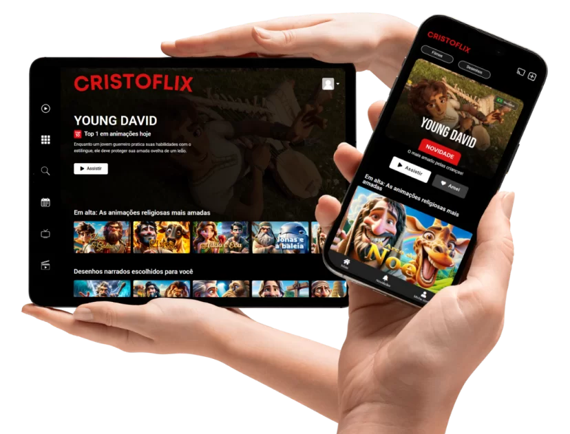 Criança jogando em um tablet e celular com jogos educativos da Cristoflix.